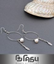 Earrings - Pearl and feather