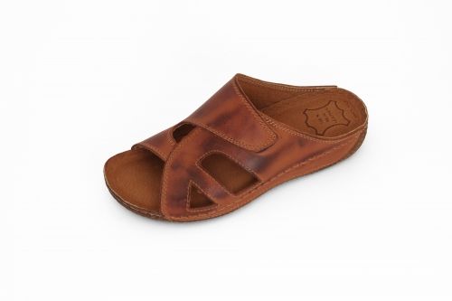 Women’s slippers 
