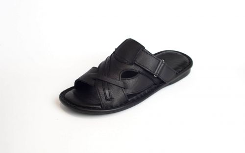 Men’s brown slippers