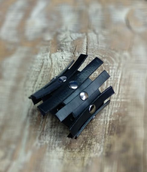  BEAUTIFUL NATURAL LEATHER BRACKET