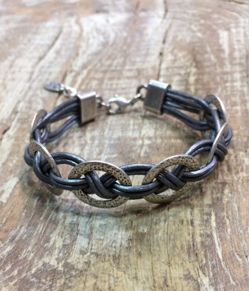 Colored leather bracelets with metal circles