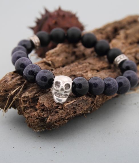 Skull bracelet for gentlemen