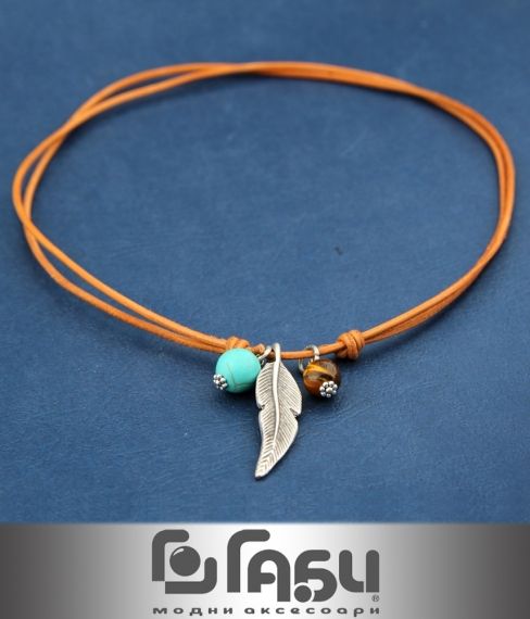 Колие с метално перо и естествени камъни