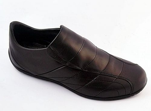 Men’s comfortable sports shoes 