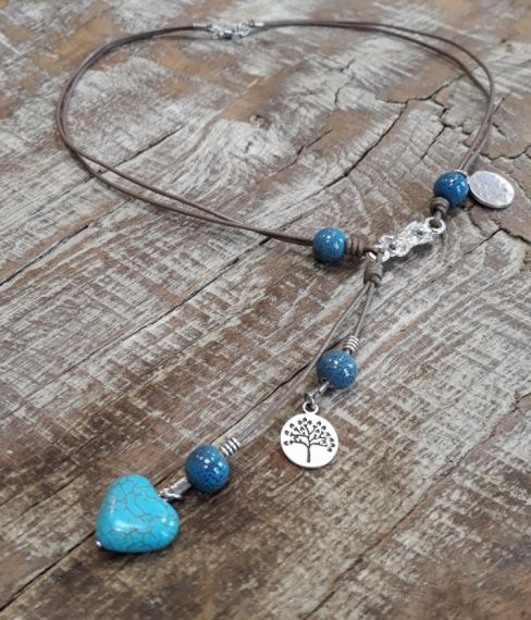 Stylish necklace of genuine leather