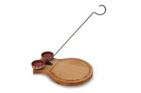 “Owl” chopping board with spit for roasting meat