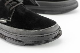 MEN'S BOOTS WITH GRAPPLE SOLE AND RED ELEMENTS