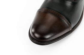 MEN'S SHOES WITH SHOELACES