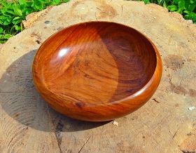 Hand-made wooden bowl 