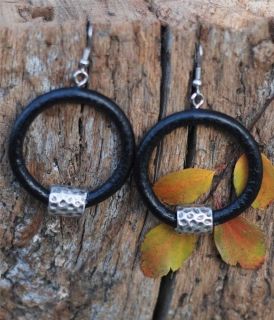 Stylish leather round earrings