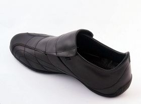 Men’s comfortable sports shoes 