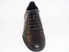 Men’s sports style shoes