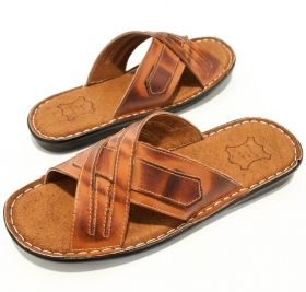 Men’s brown slippers and lining of genuine leather