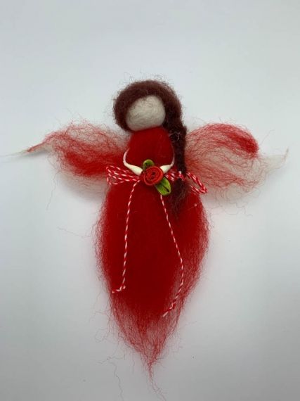 Вълнена мартеница - Мома