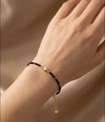 Leather pendant with handcuffs for gentlemen