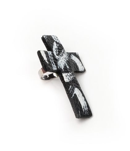 Beautiful necklace with metal plate