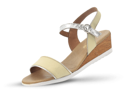 Brown ladies' slippers with decorative stitching
