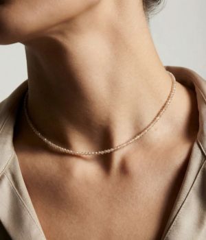 Stylish necklace of velour