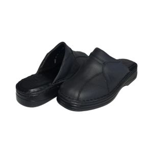 BROWN MEN'S SLIPPERS
